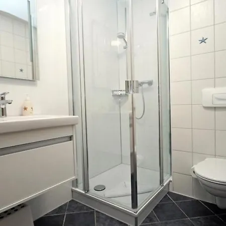 Yachthafenresidenz-wohnung-8303-859 * Ostseebad Kühlungsborn